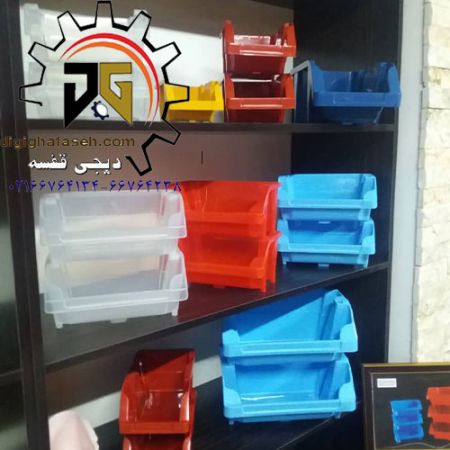 پالت پلاستیکی پایه دار(کدf2)90*190*130 میلیمتری (بسته 72 عددی)